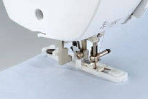 自動ボタン穴かがり