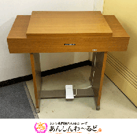 【中古品】 ジャノメミシン 学校用 スクールミシン モデル749型 専用テーブル(ST型)付 直線縫いのみ JANOME